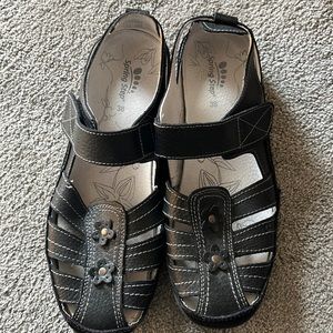 L'Artiste Spring Step sandals